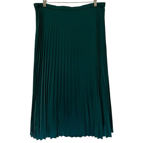 J. Crew NWT | Pleated MIDI Skirt Academic Green | 16 - Picture 2 of 15